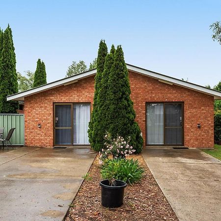 Fossicker Caravan Park Glen Innes Buitenkant foto