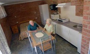 Fossicker Caravan Park Glen Innes Buitenkant foto